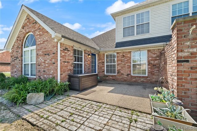 2414 Magnolia Court, Clarksville, IN 47129