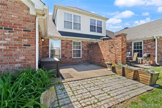 2414 Magnolia Court, Clarksville, IN 47129