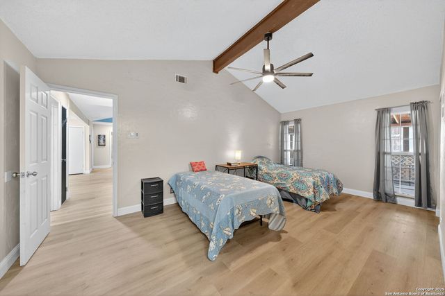 15038 Old Creek Dr, San Antonio, TX 78218