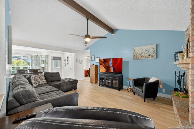 15038 Old Creek Dr, San Antonio, TX 78218