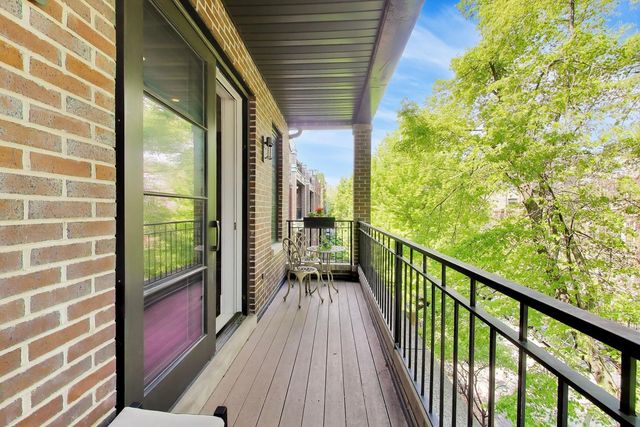 837 W BUCKINGHAM Place 3, Chicago, IL 60657