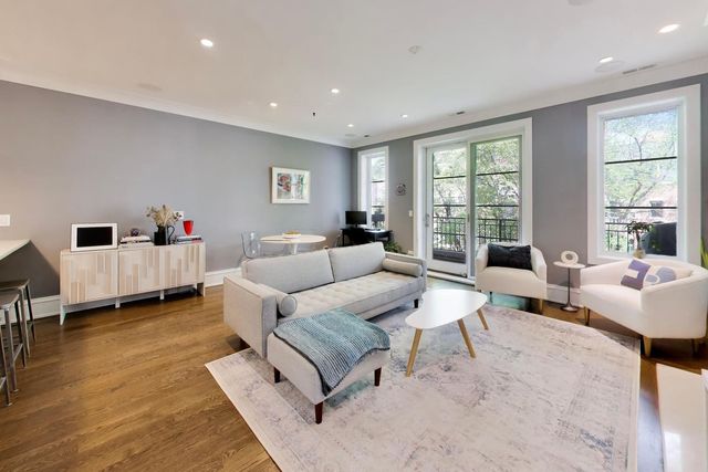 837 W BUCKINGHAM Place 3, Chicago, IL 60657