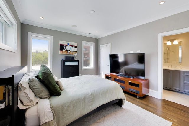 837 W BUCKINGHAM Place 3, Chicago, IL 60657