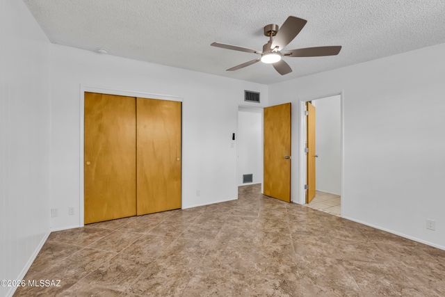 3201 N Olsen Avenue, Tucson, AZ 85719