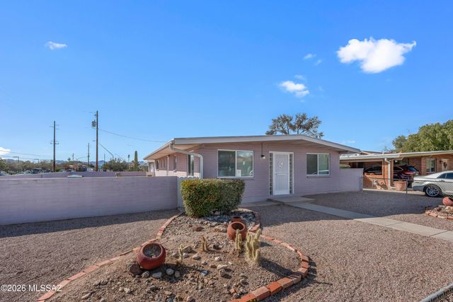 3201 N Olsen Avenue, Tucson, AZ 85719
