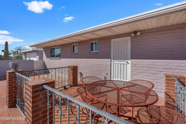 3201 N Olsen Avenue, Tucson, AZ 85719