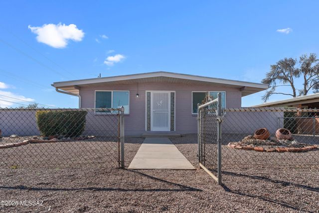 3201 N Olsen Avenue, Tucson, AZ 85719