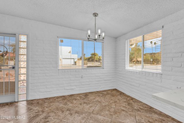 3201 N Olsen Avenue, Tucson, AZ 85719
