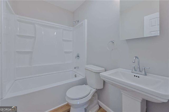 955 Tilden Street NW, Atlanta, GA 30318