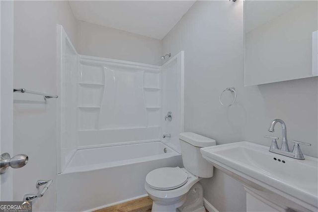 955 Tilden Street NW, Atlanta, GA 30318