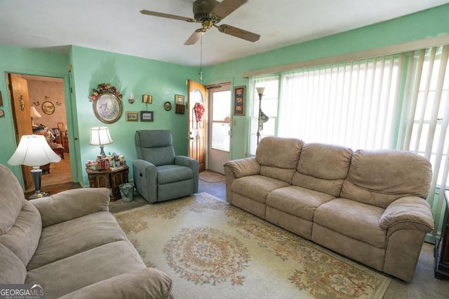 137 Huffaker Road NW, Rome, GA 30165