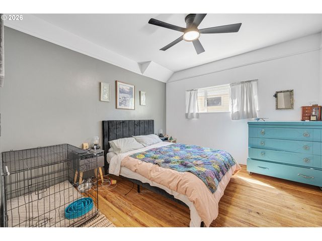 2237 Ne 14TH Ave, Portland, OR 97212