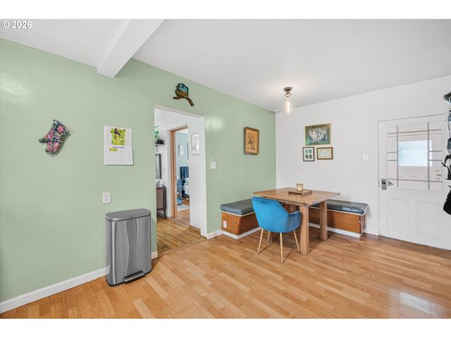 2237 Ne 14TH Ave, Portland, OR 97212