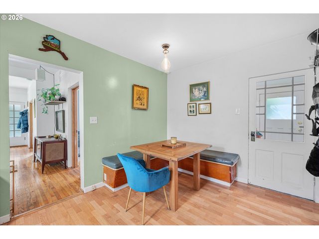 2237 Ne 14TH Ave, Portland, OR 97212