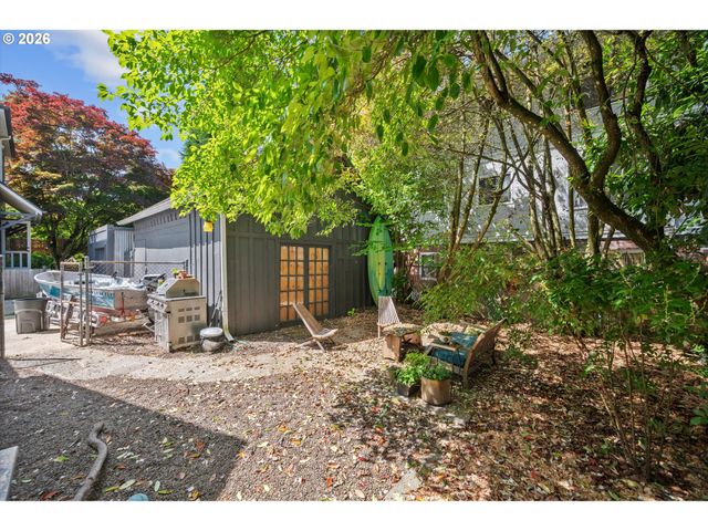 2237 Ne 14TH Ave, Portland, OR 97212
