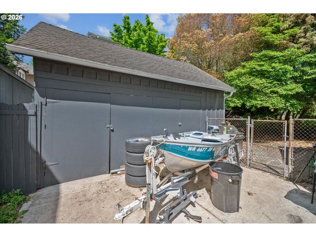 2237 Ne 14TH Ave, Portland, OR 97212