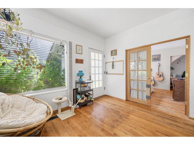 2237 Ne 14TH Ave, Portland, OR 97212
