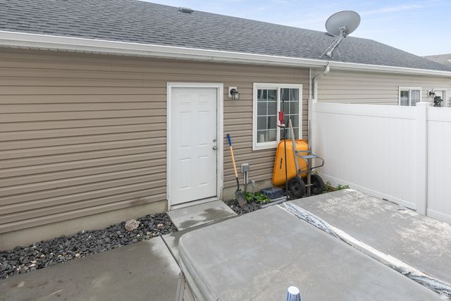 677 N 220 E, Salem, UT 84653
