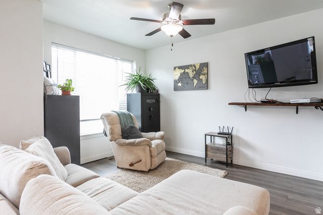 677 N 220 E, Salem, UT 84653