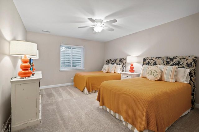 112 Lake Vista CIRCLE, Fontana, WI 53125