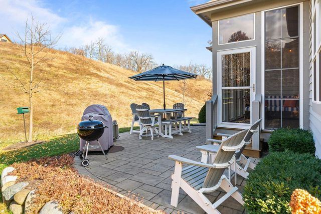 112 Lake Vista CIRCLE, Fontana, WI 53125