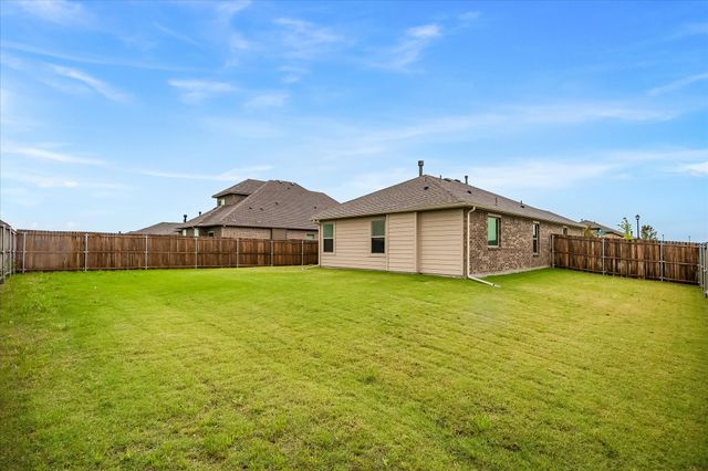 3800 Arrowchop Drive, Caddo Mills, TX 75135