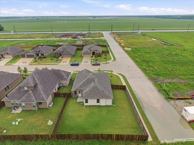 3800 Arrowchop Drive, Caddo Mills, TX 75135