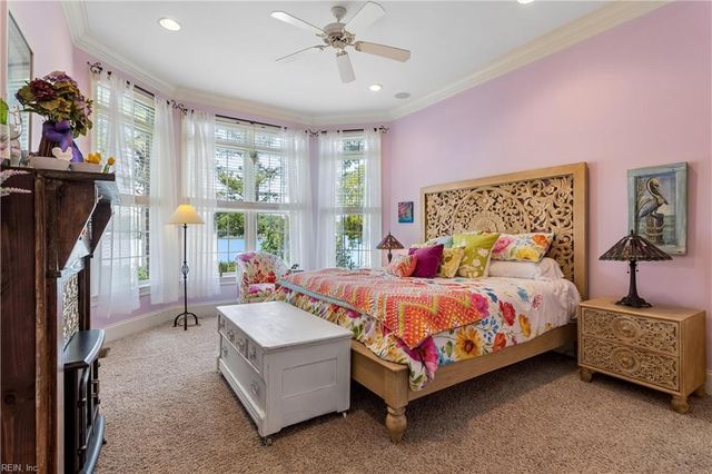 220 Olde Pond LN, Yorktown, VA 23693