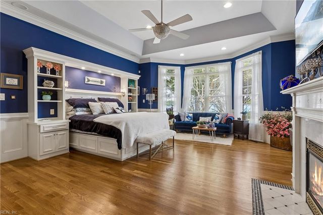220 Olde Pond LN, Yorktown, VA 23693