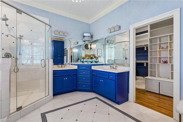 220 Olde Pond LN, Yorktown, VA 23693