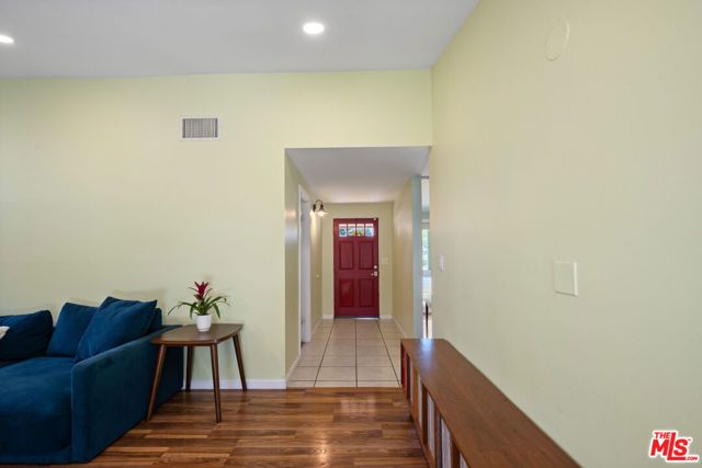 3490 E La Jara Street, Long Beach, CA 90805
