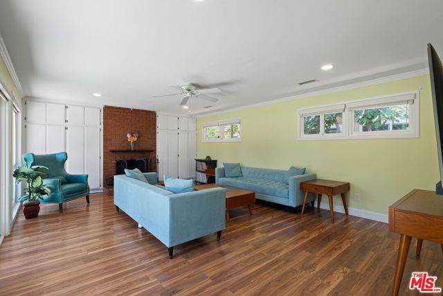 3490 E La Jara Street, Long Beach, CA 90805