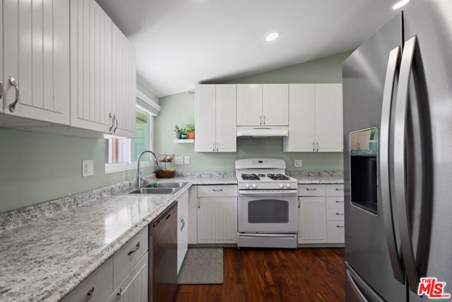 3490 E La Jara Street, Long Beach, CA 90805
