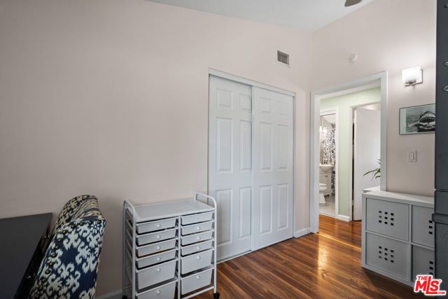 3490 E La Jara Street, Long Beach, CA 90805