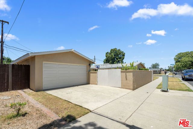 3490 E La Jara Street, Long Beach, CA 90805