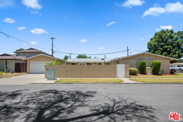 3490 E La Jara Street, Long Beach, CA 90805