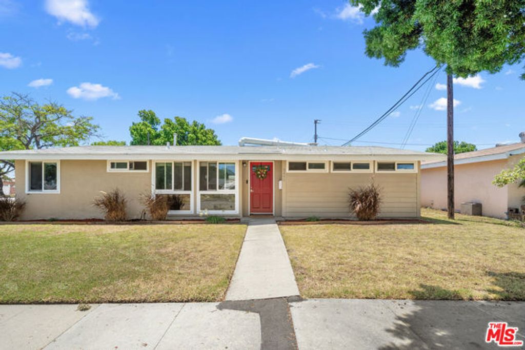 3490 E La Jara Street, Long Beach, CA 90805
