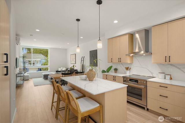 1912 B Ferry Avenue SW, Seattle, WA 98116