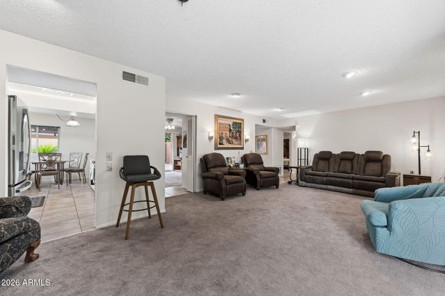 146 LEISURE WORLD --, Mesa, AZ 85206