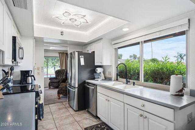146 LEISURE WORLD --, Mesa, AZ 85206