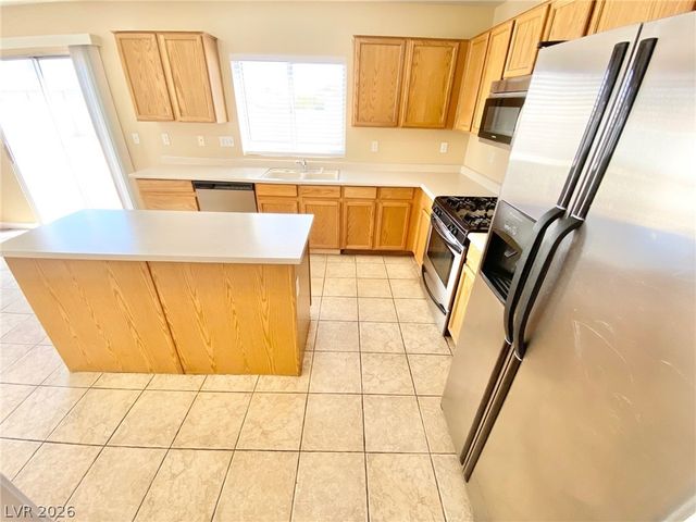 5828 Fern Gully Way, North Las Vegas, NV 89031