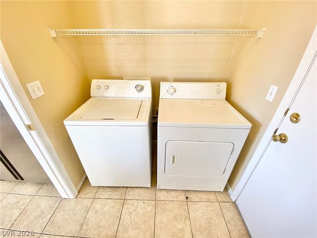 5828 Fern Gully Way, North Las Vegas, NV 89031