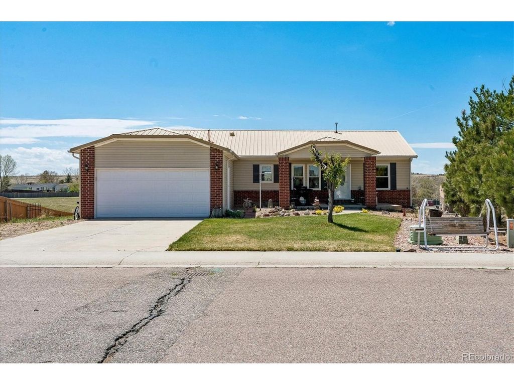 498 Dakota St, Kiowa, CO 80117