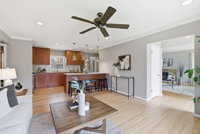 4504 Andover Road, Edina, MN 55435