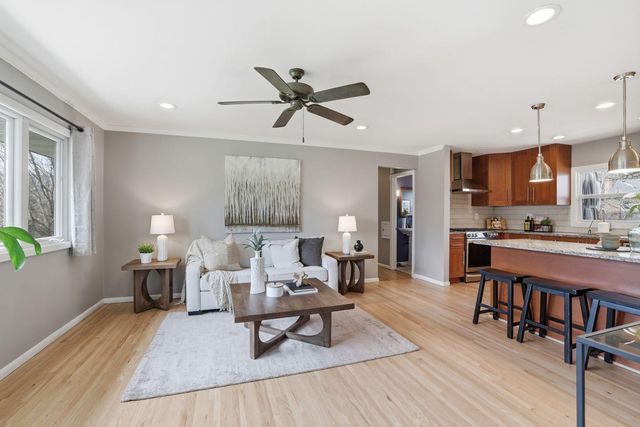 4504 Andover Road, Edina, MN 55435