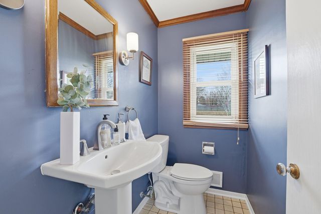 4504 Andover Road, Edina, MN 55435