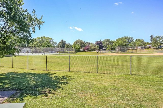 4504 Andover Road, Edina, MN 55435