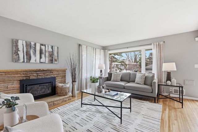 4504 Andover Road, Edina, MN 55435