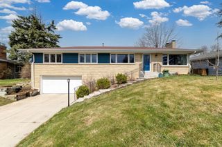 4504 Andover Road, Edina, MN 55435