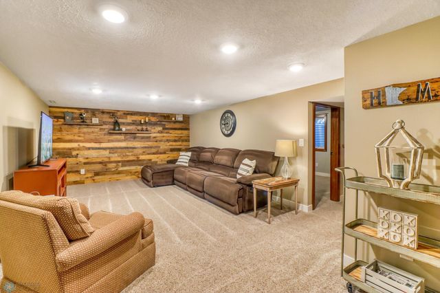 2827 110th Street S, Glyndon, MN 56547